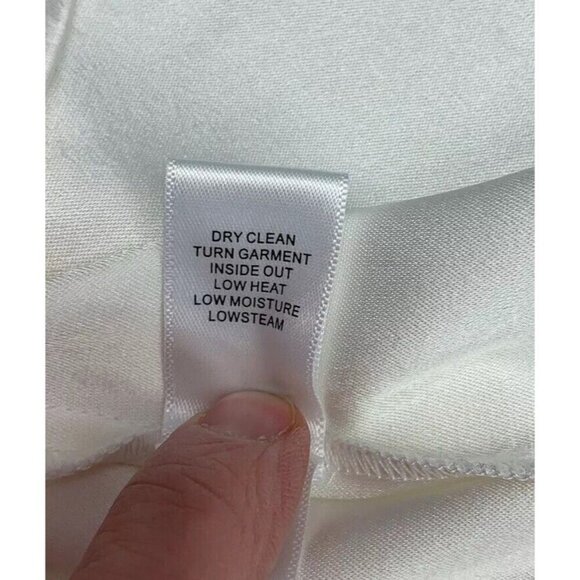 St. John Ivory Cap sleeve satin blouse top Formal Party‎ Layering size XL - Picture 13 of 14